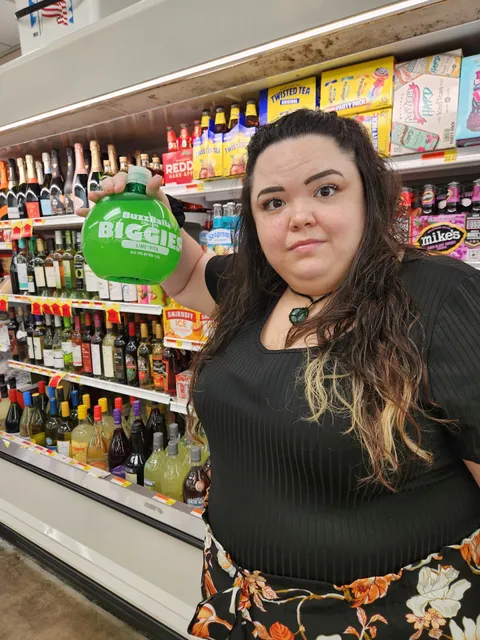 Saks Shopping Center