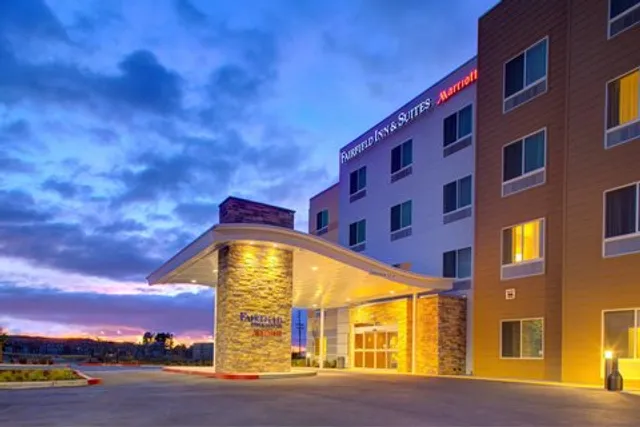 Fairfield by Marriott Inn & Suites Hollister