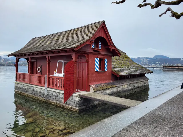 Lucerne Lake View Apartments