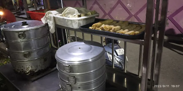 The chef Restaurant and Cafe