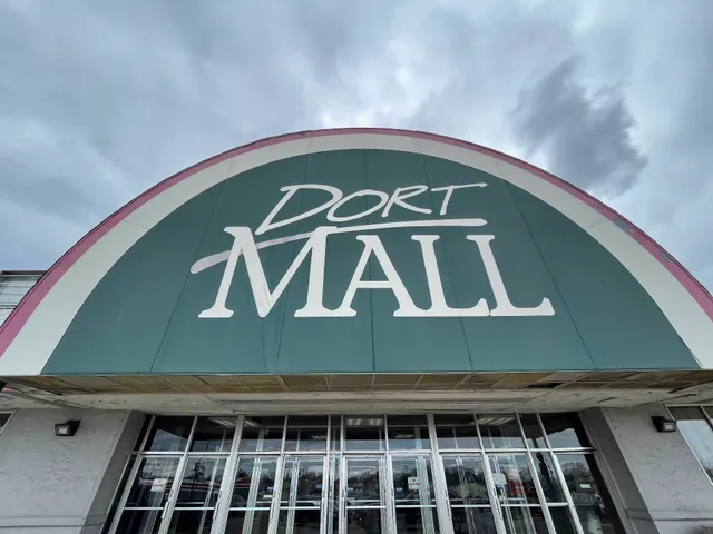 Dort Mall