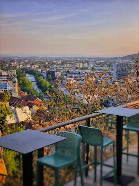 Starcke Haus Gourmetrestaurant-Wein-Café