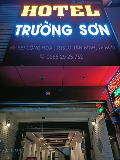 Khách Sạn Trường Sơn