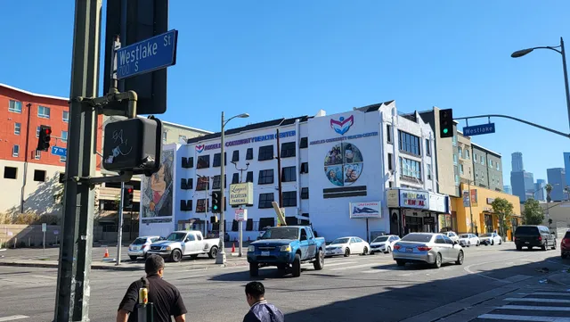 Langer's Deli Parking Lot