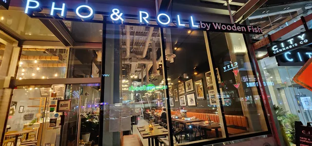 Pho & Roll by Wooden Fish