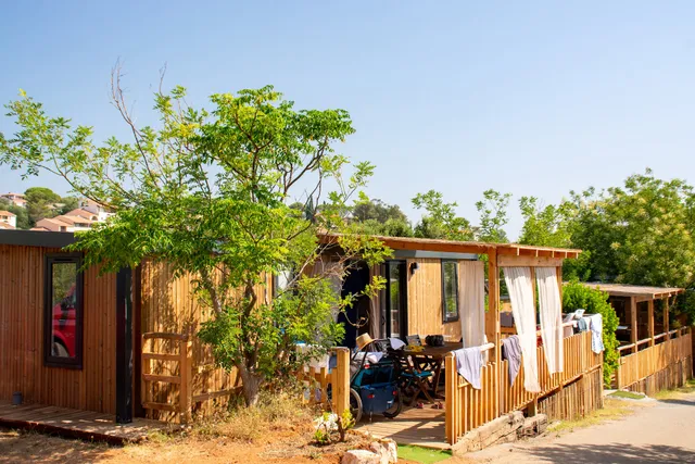 Camping Paradis Des Campers