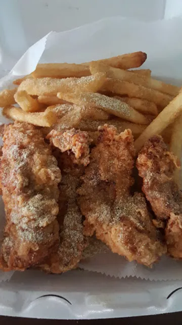 GOLDEN BITES Fish & Chicken