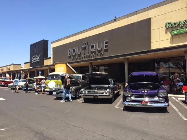 McHenry Village Shopping Center