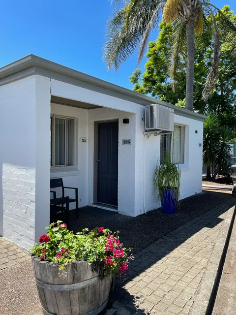 The Balan Village Motel