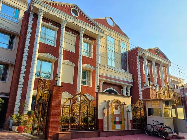 HOTEL CYMBAL ( Sector -31 Gurgaon)