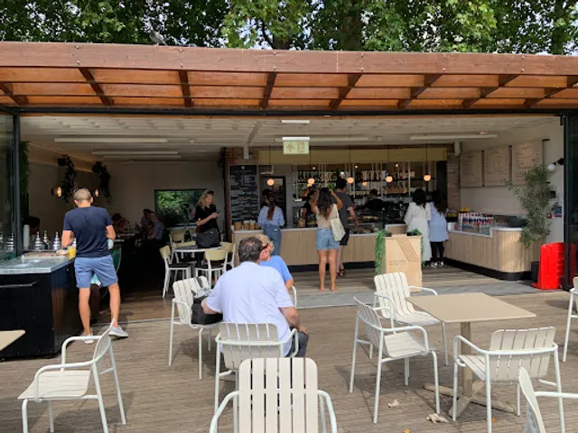 The Italian Gardens Café