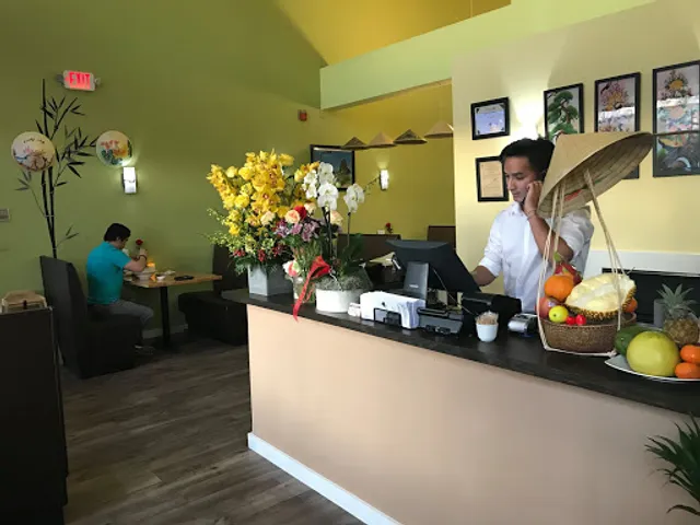 Pho Paris Restaurant