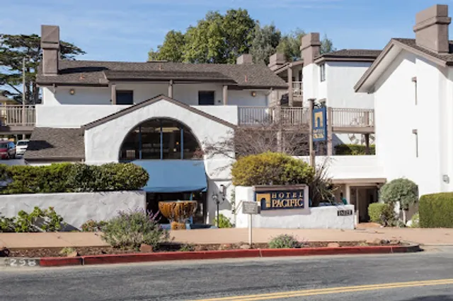 Hotel Pacific