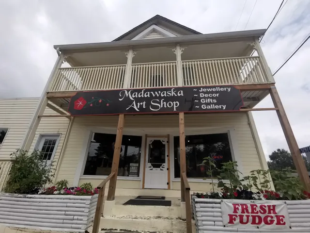 Madawaska Art Shop