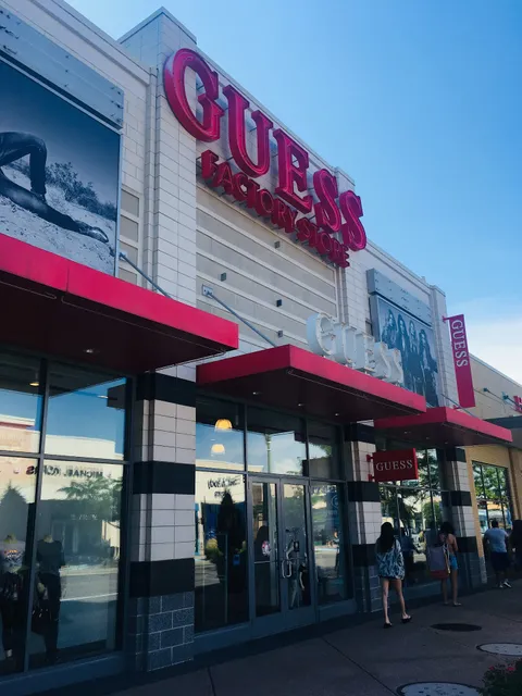 GUESS Factory