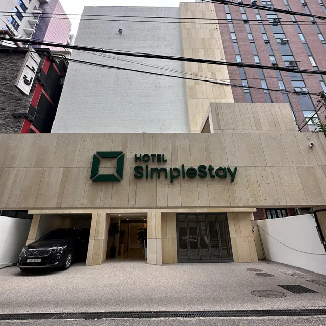 SimpleStay Hotel