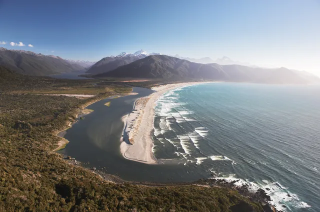 Hollyford Wilderness Experience