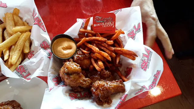 St. Louis Bar & Grill