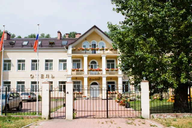Gostinitsa "Yelizar-Otel'"