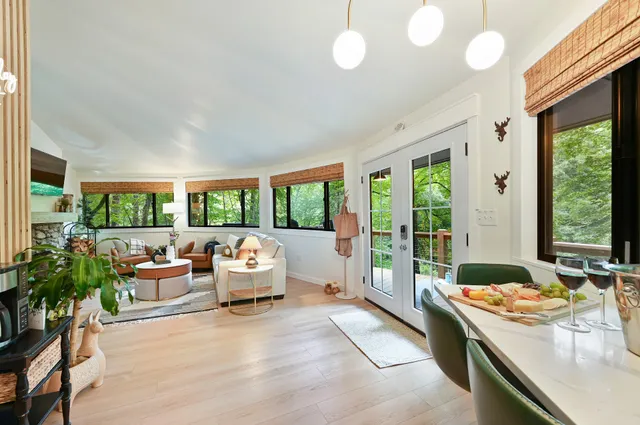 Relax and Play Chalet