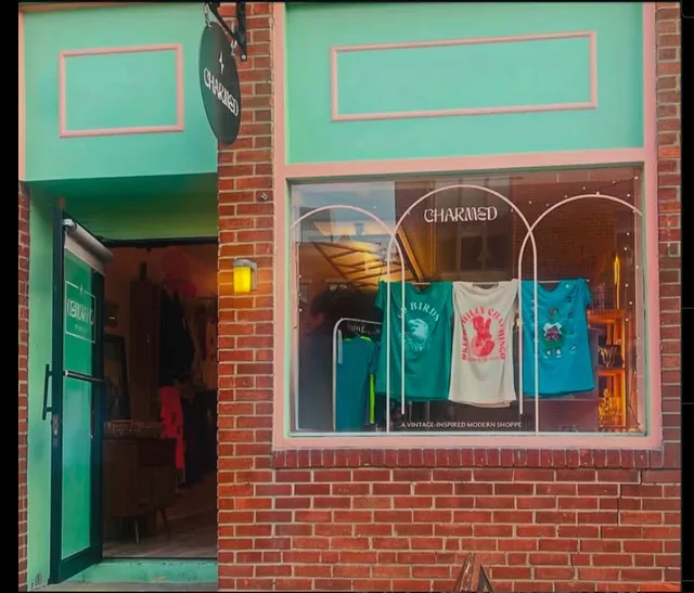 Charmed On South : Vintage-Inspired Boutique on South street