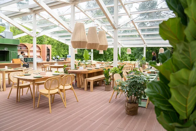 Domik V Sadu Na Vdnkh