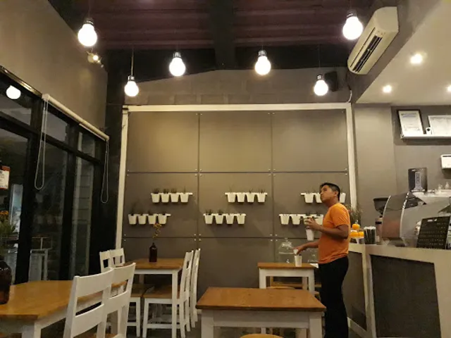 Bubba Lab - Graceland Plaza