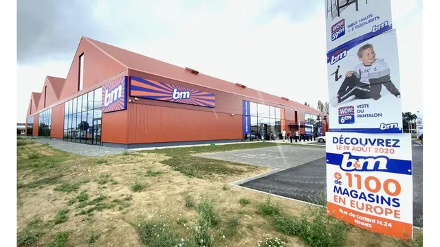 B&M