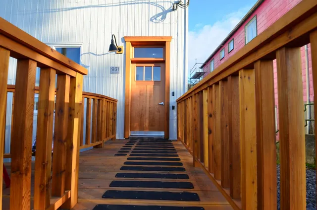 First Avenue Executive Suites