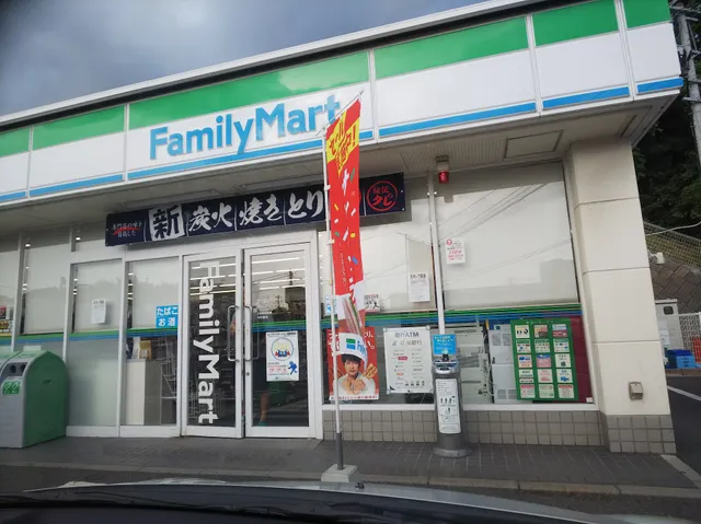 FamilyMart Oak Town North