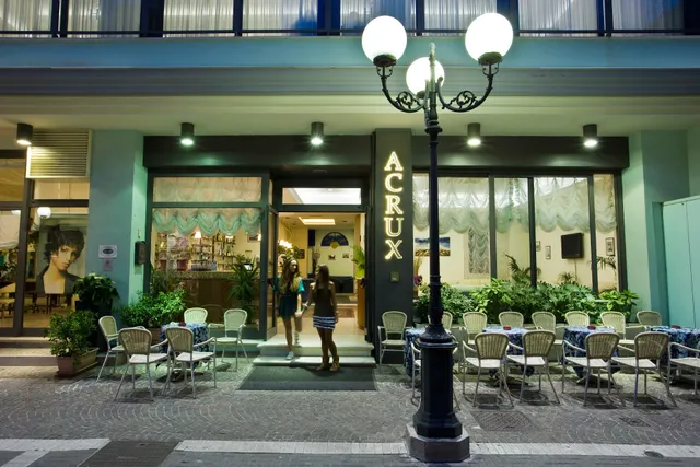 Hotel Acrux