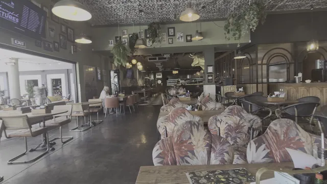 La Parada Olivedale Corner