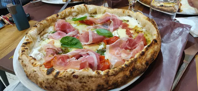 Il Presidente Pizzeria Napoletana - Via Milazzo