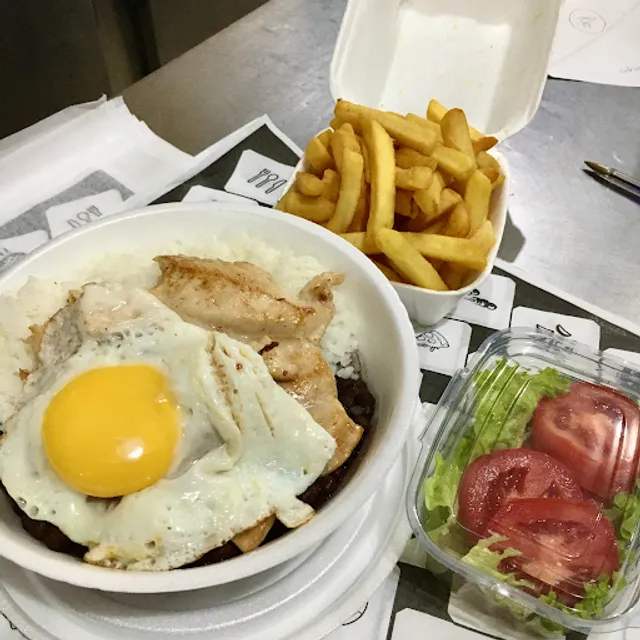 Batô Lancheria & Pizzaria