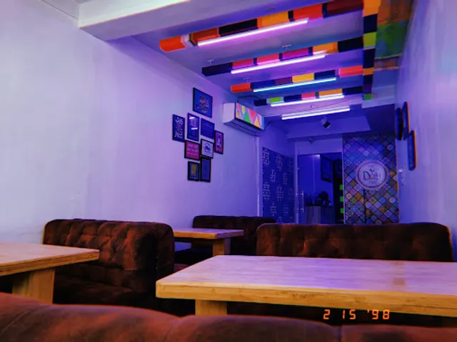 Sugar Street (The Daily Dose Cafe)