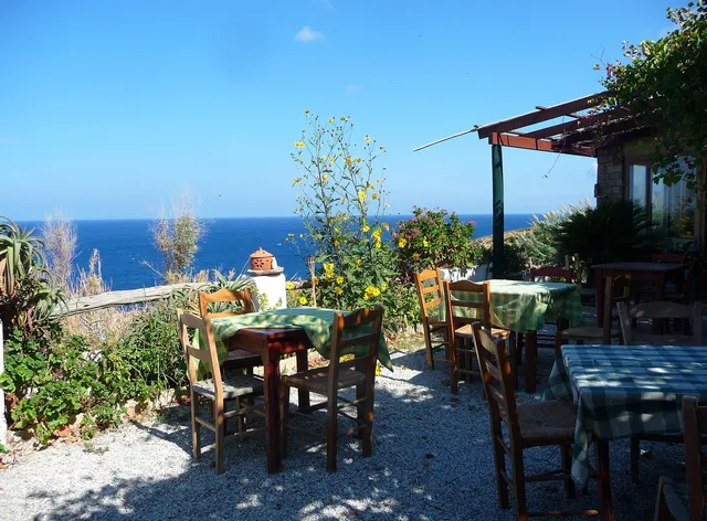 Thea's Restaurant & Rooms