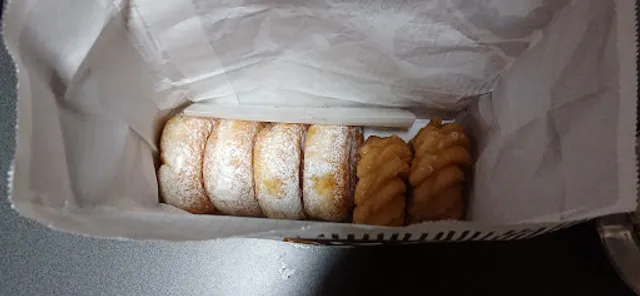 Mister Donut AEON MALL TOTTORIKITA Shop