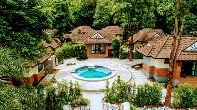 Forra Hill Resort Hotel