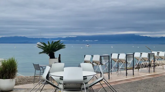 Sunset Bar Beach Pacengo