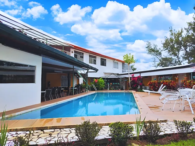 Hotel Puerta Del Sol