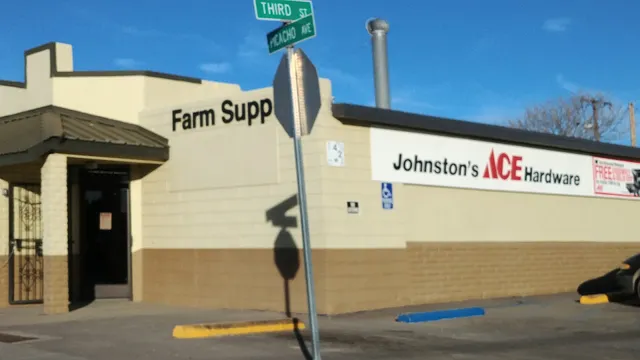 Johnston's Hardware