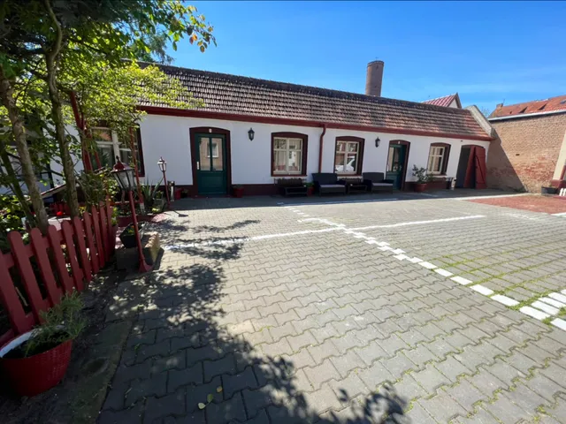 Hotel am Rathaus Adii