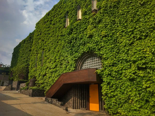 Golden Pond Guesthouse