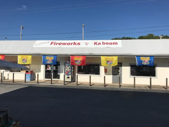 Cougar Fireworks dot Kaboom