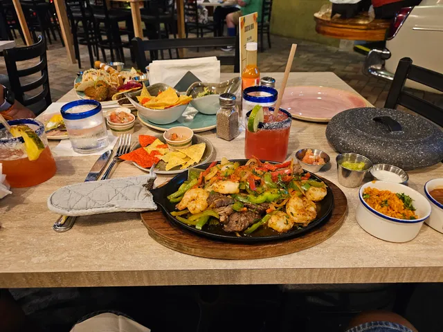 Campeones Cantina & Tequila Bar