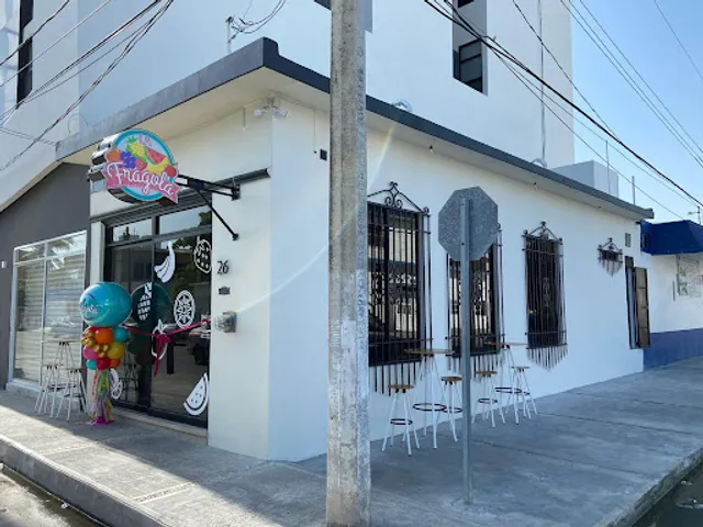 Jugueria, desayunos, La fragola Carmen , suc. playa norte