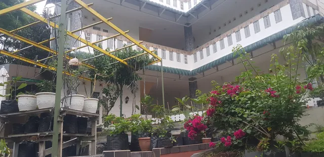 SPOT ON 91461 Saungawi Stay Syariah