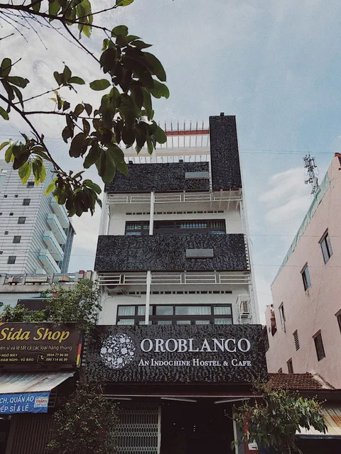 Oroblanco Hostel