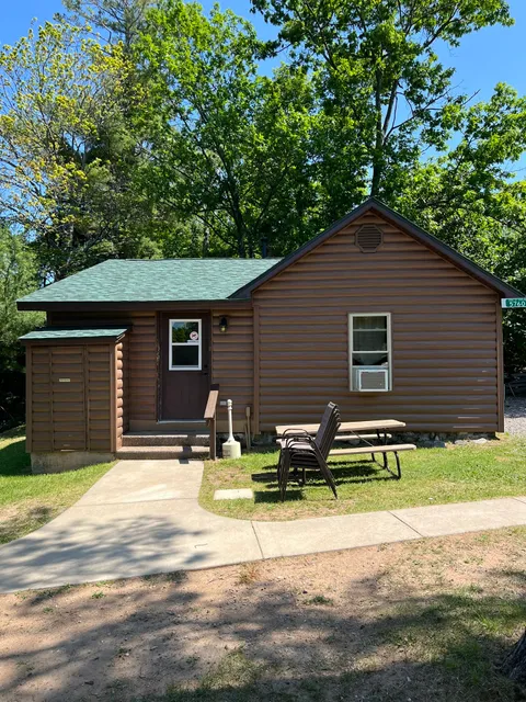 Phelps Hillside Resort