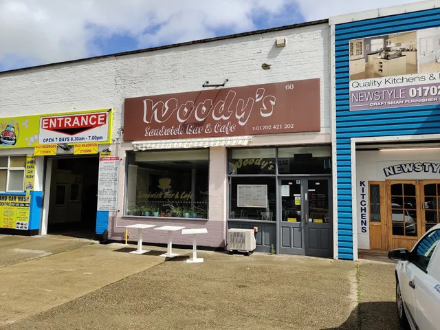 Woody's